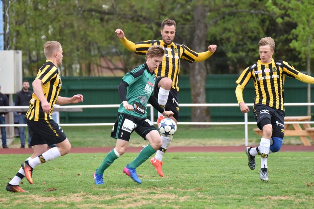 ESK nollade serieledarna