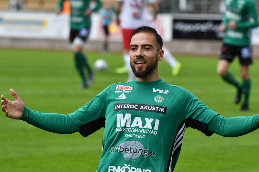 Haris, Gurra och Alex på väg tillbaka