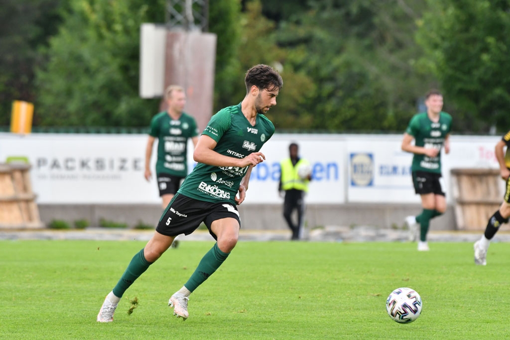 ”Det finns bara möjligheter mot serieledarna”