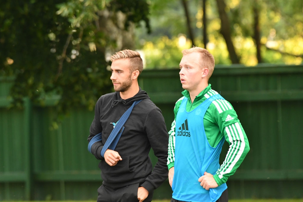 Svårt möte med nykomlingarna Järfälla