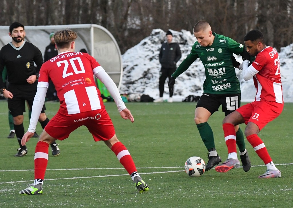 Möter seriekollega på lördag