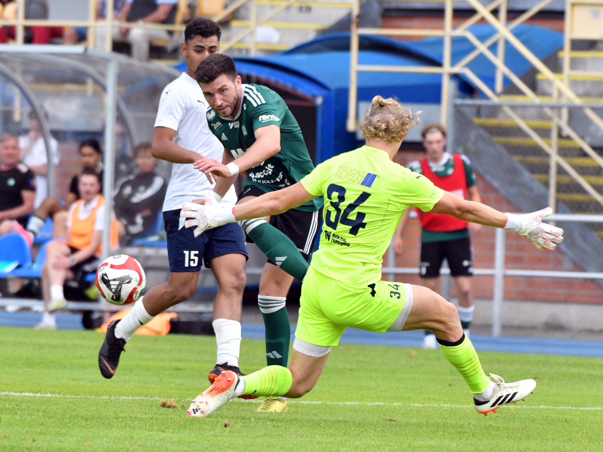 ESK tar sig an Sirius i säsongens första träningsmatch