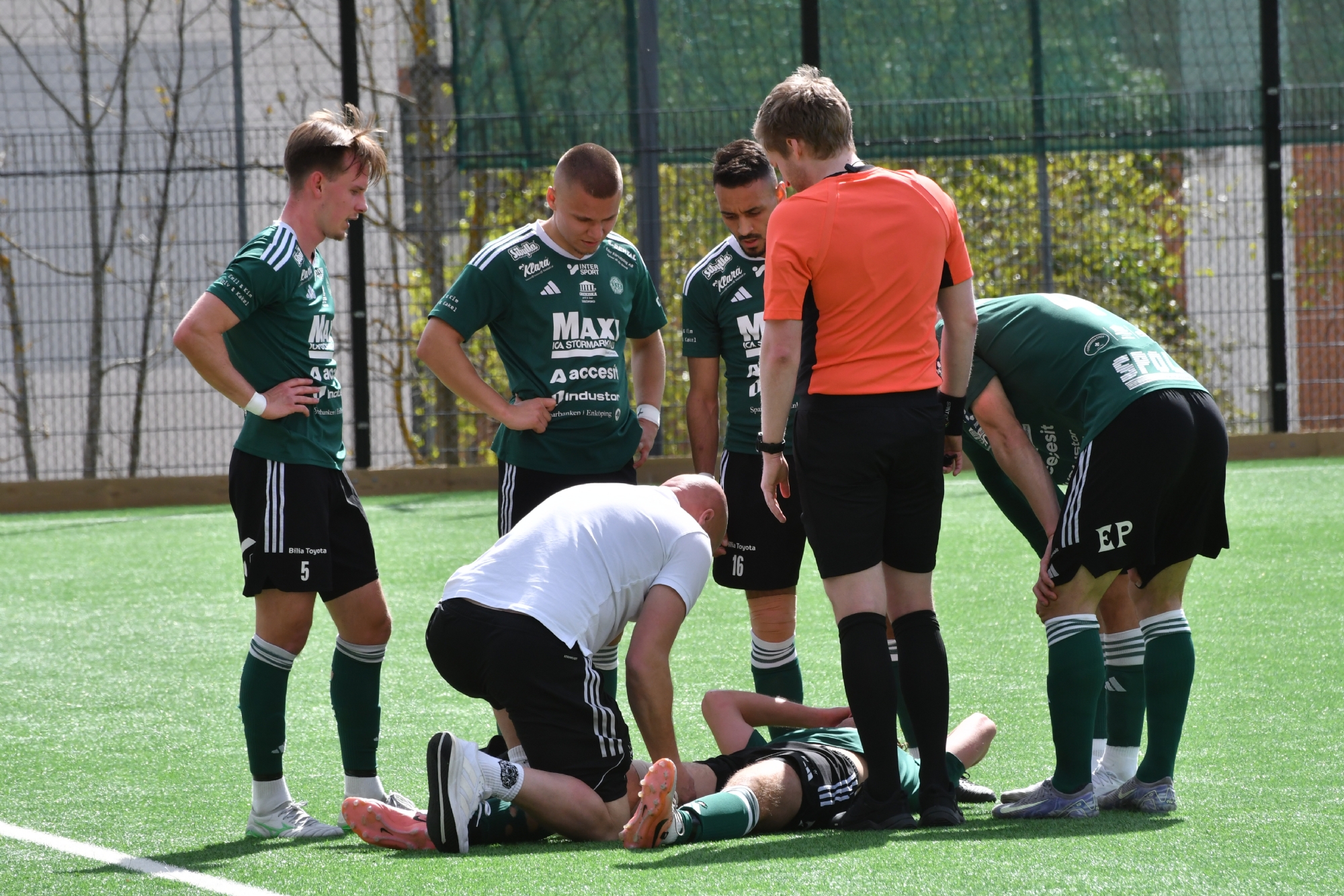 ”Är ödmjuka inför uppgiften”