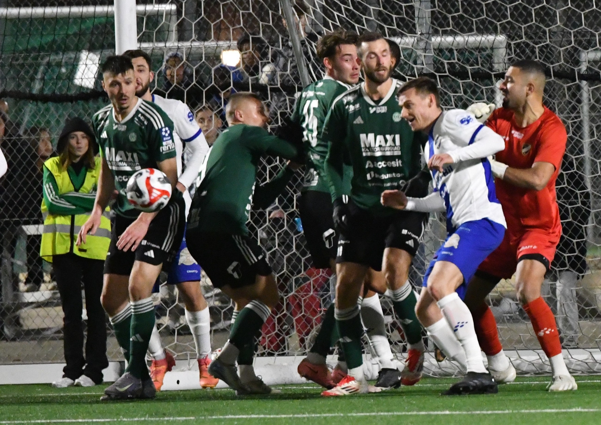 Vi får slå lite ur underläge