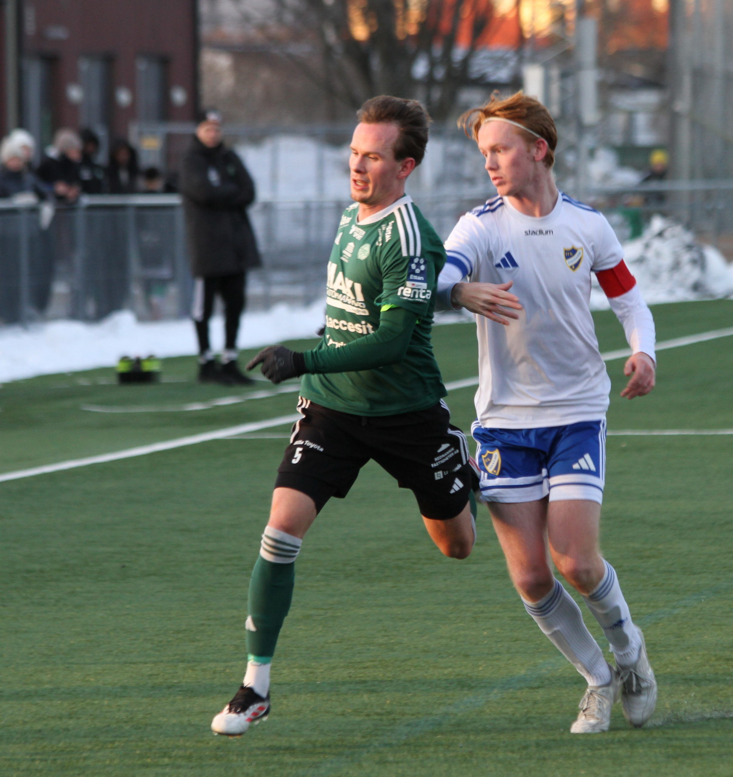 Dubbla bortamatcher väntar ESK i helgen